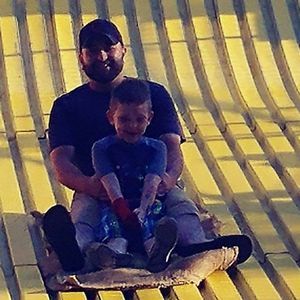 Meet your Posher, Dustin